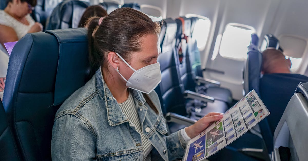 Melatonin for Jet Lag: Evidence-Backed Benefits and Realistic Expectations