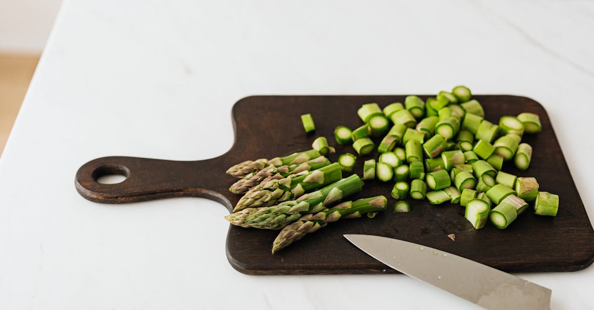 What Is Vitamin B12 Good for: A Clinical Guide to Dosage, Mechanism, and Outcomes